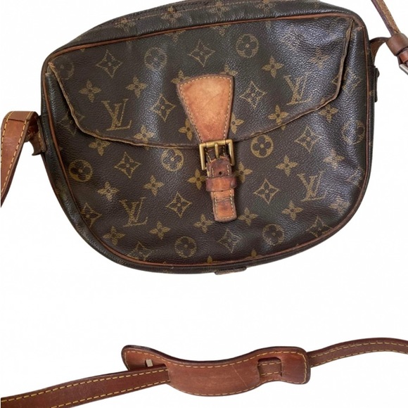 Louis Vuitton Jeune - Picture 11 of 14